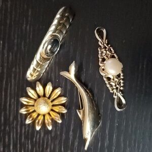 4 Vintage Brooches